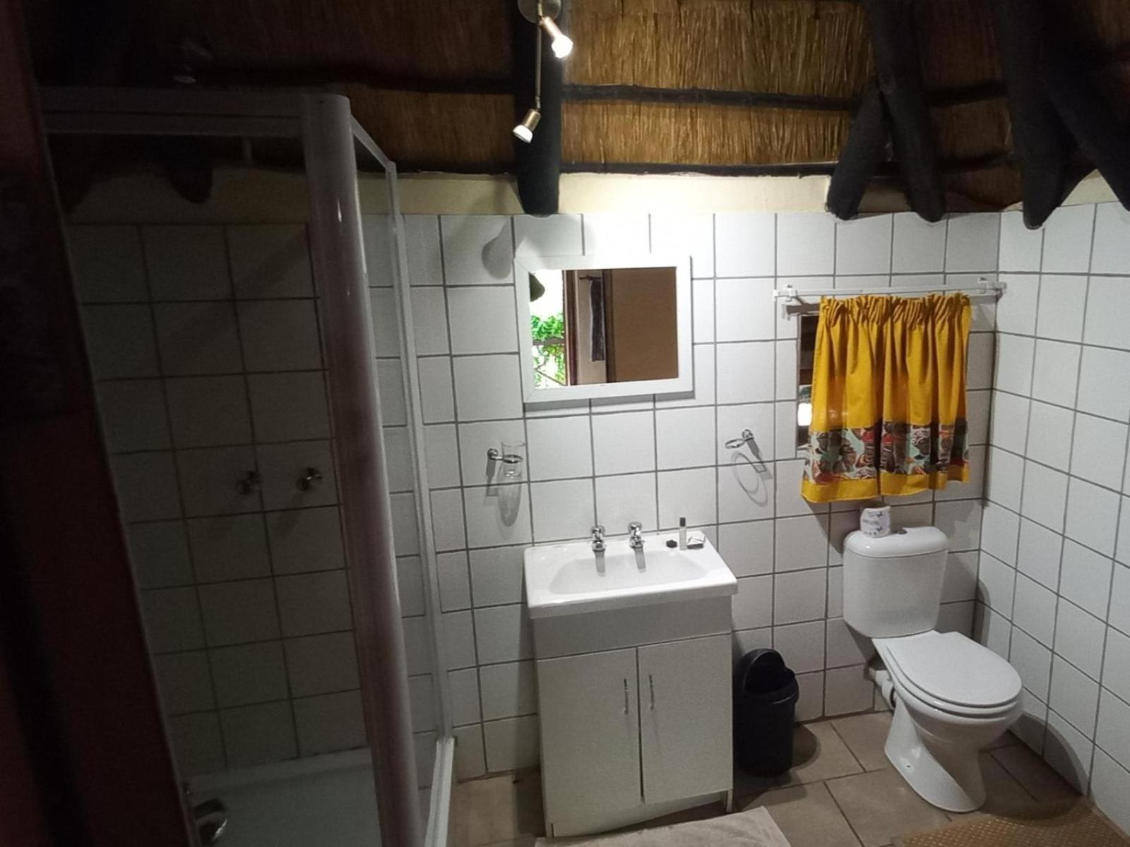 Ombinda Country Lodge Оутджо Стая снимка